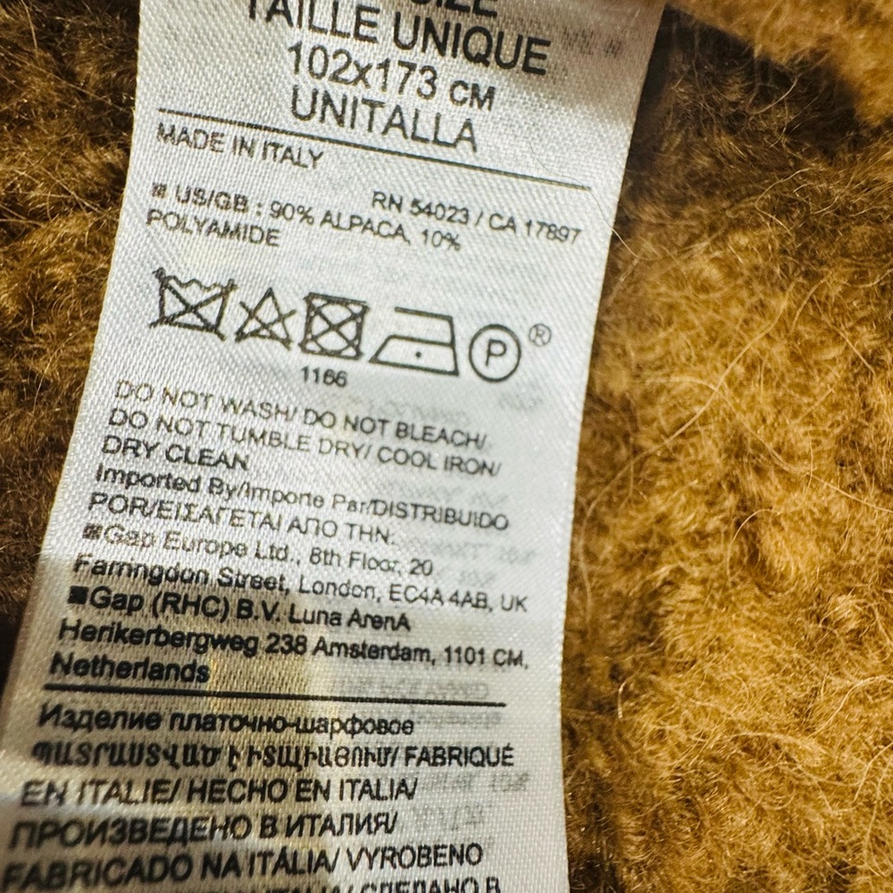 BR Italian Alpaca Boucle poncho - Picture 6 of 7